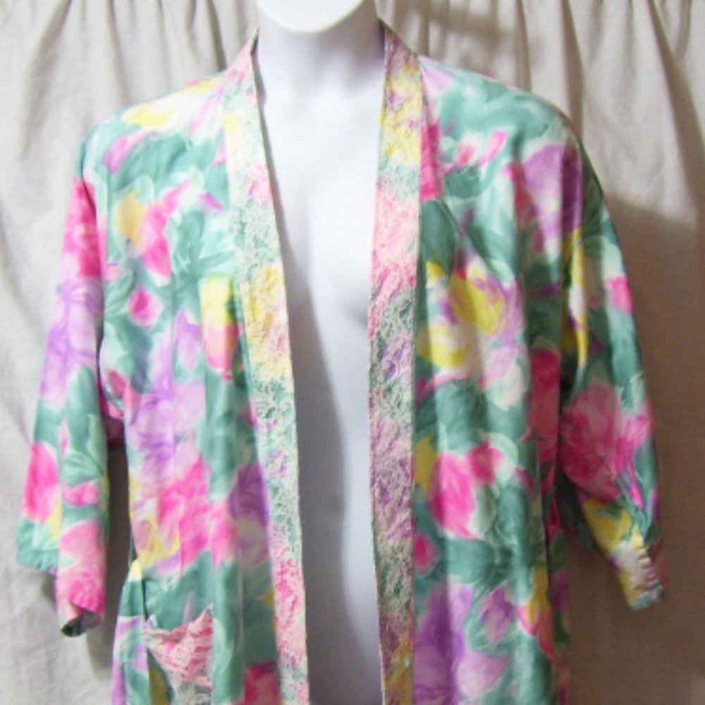 Watercolor Waltz Robe Pink Green OSFM  NWOT